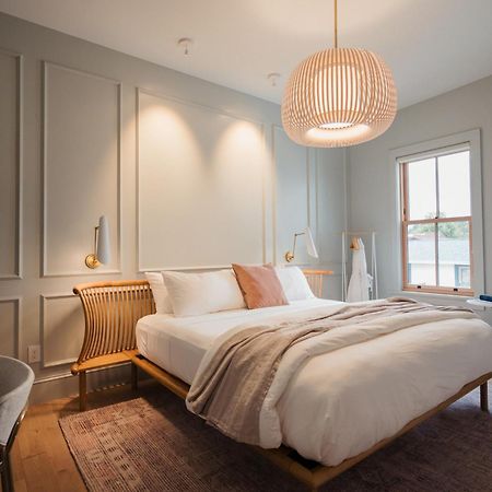 St. James Social Bayfield Bagian luar foto