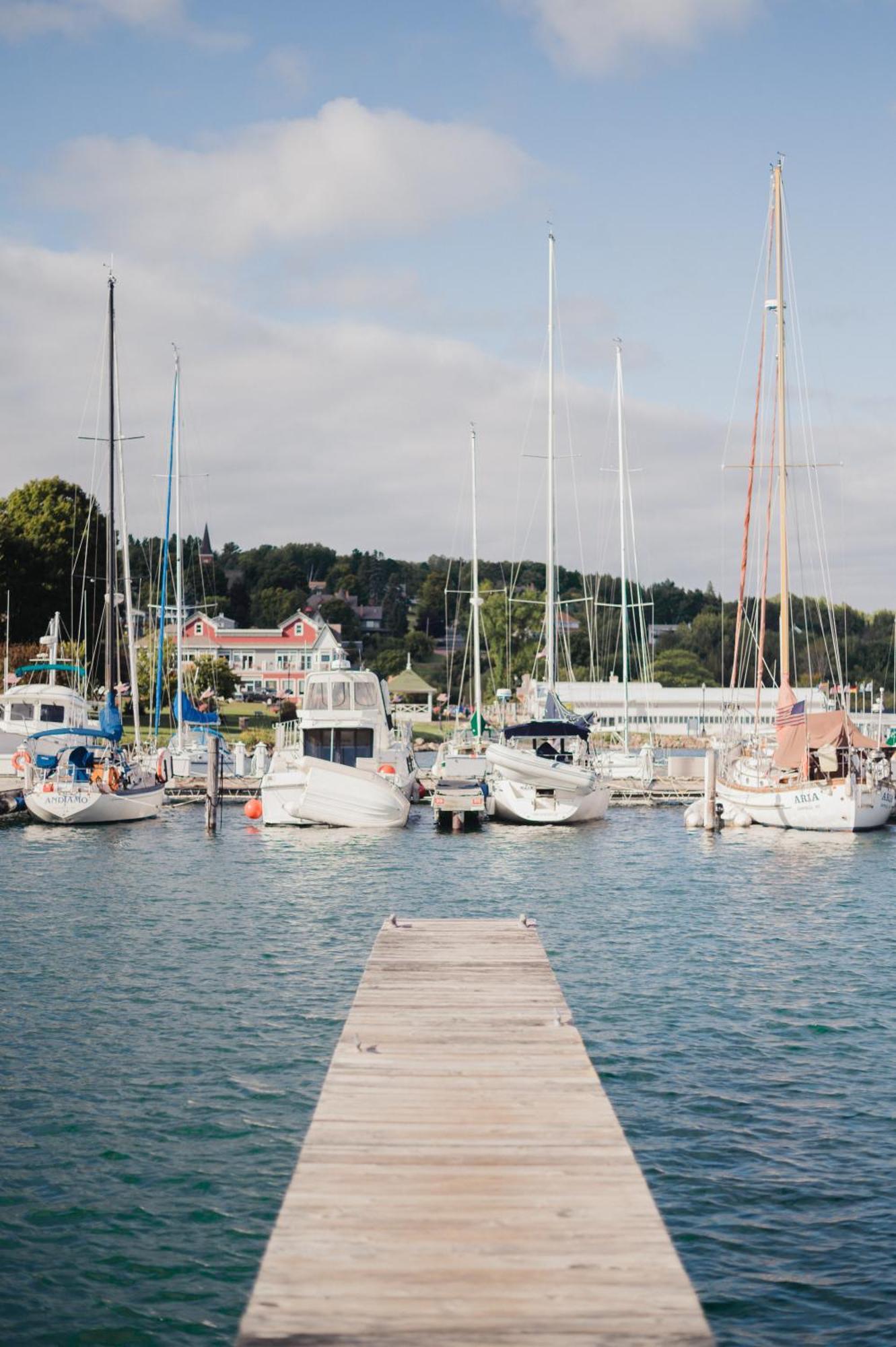 St. James Social Bayfield Bagian luar foto