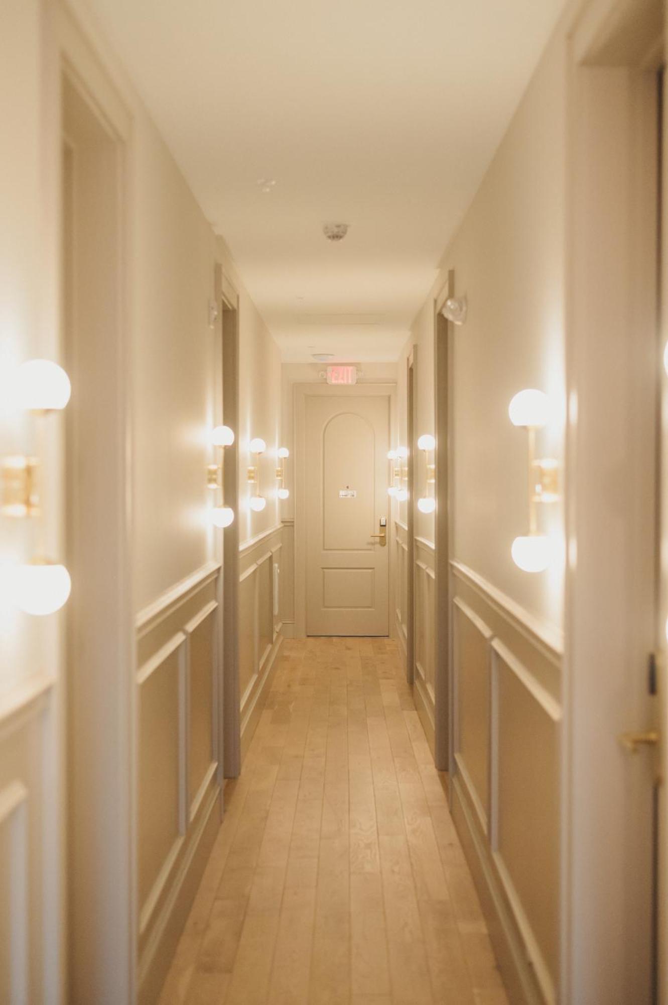 St. James Social Bayfield Bagian luar foto